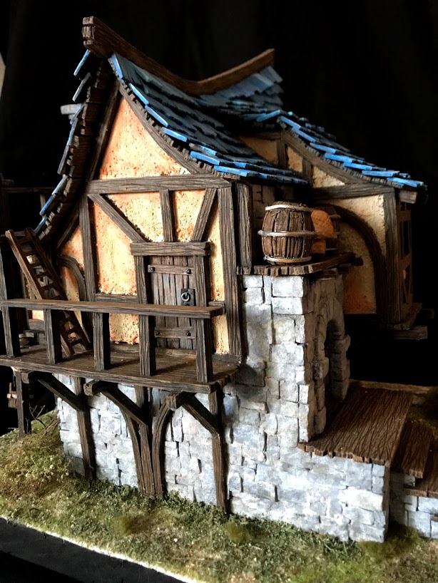 Costruzione di una casa in stile medieval/fantasy